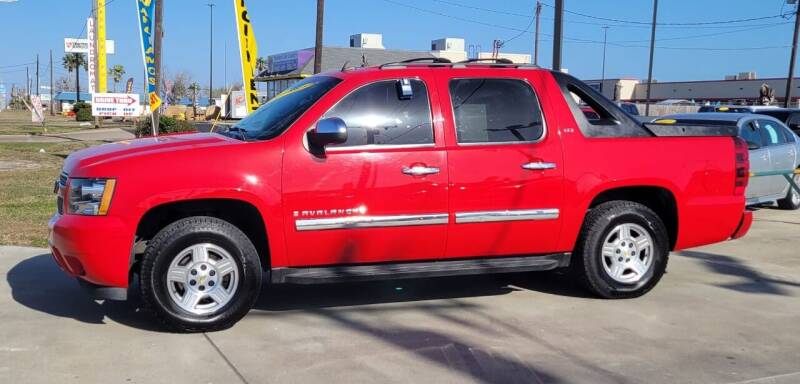 2007 Chevrolet Avalanche for sale at BUDGET MOTORS in Aransas Pass TX