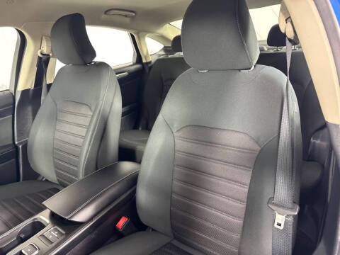 2019 Ford Fusion Hybrid SE