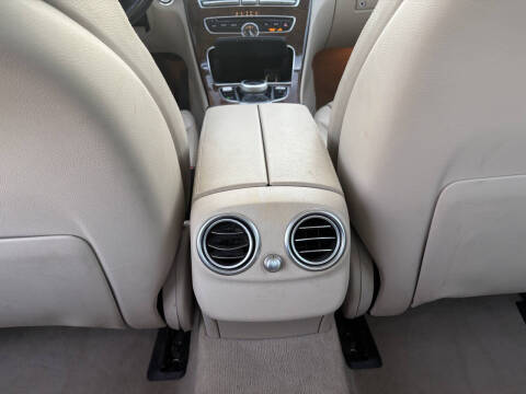2017 Mercedes-Benz C-Class C 300 Luxury 4MATIC