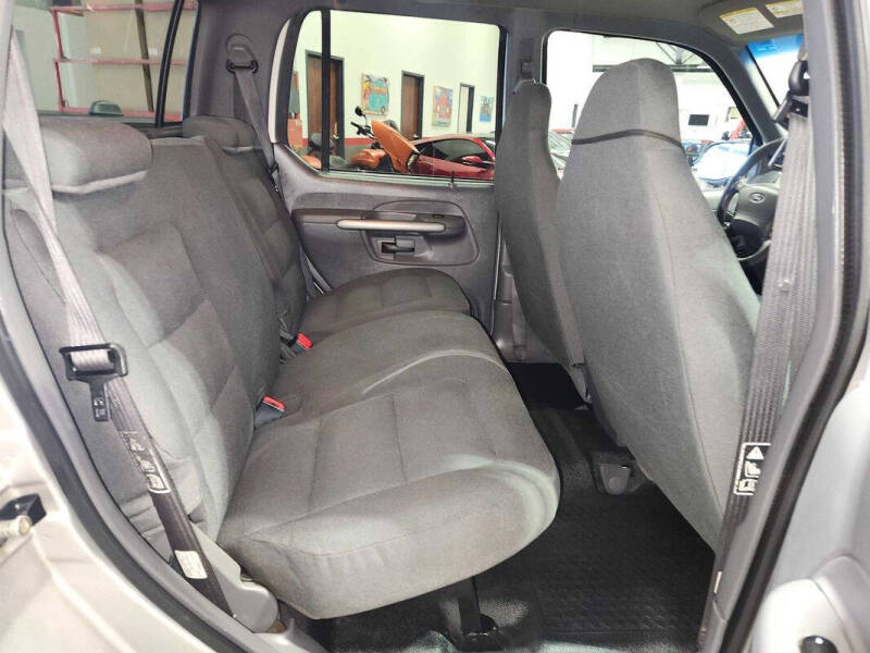 2002 Ford Explorer Sport Trac Value