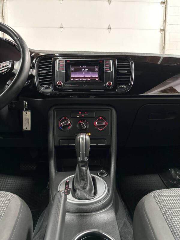 2018 Volkswagen Beetle 2.0T S