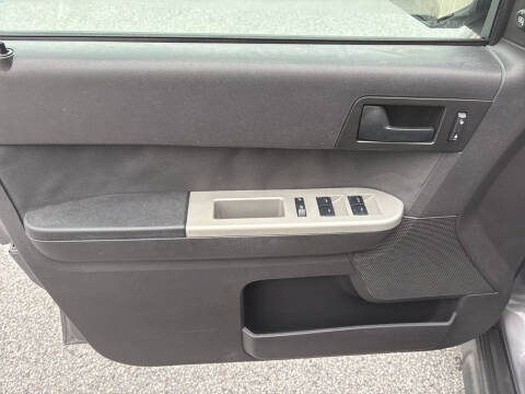 2010 Ford Escape XLT