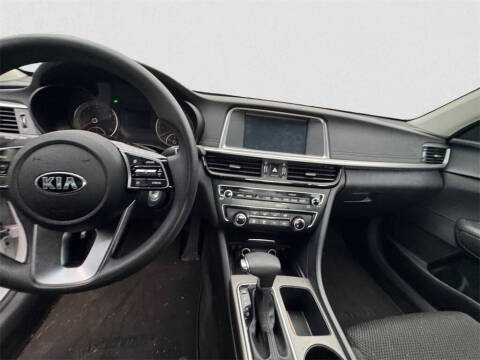 2020 Kia Optima LX
