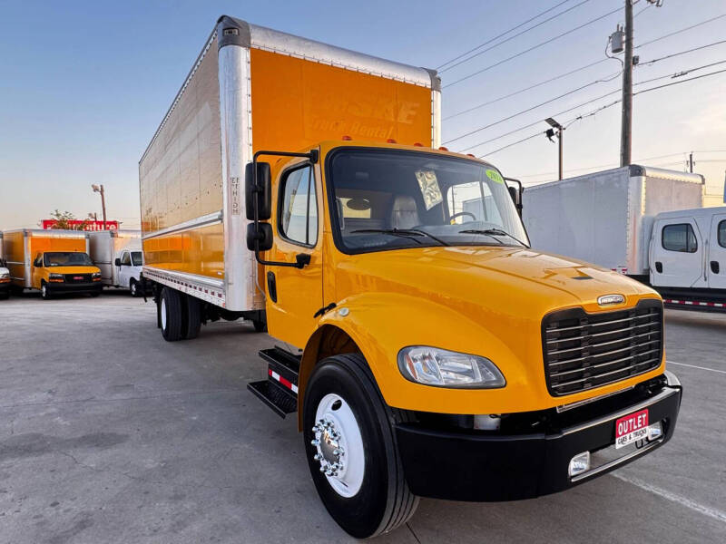 2018 Freightliner M2 106