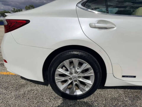 2013 Lexus ES 300h