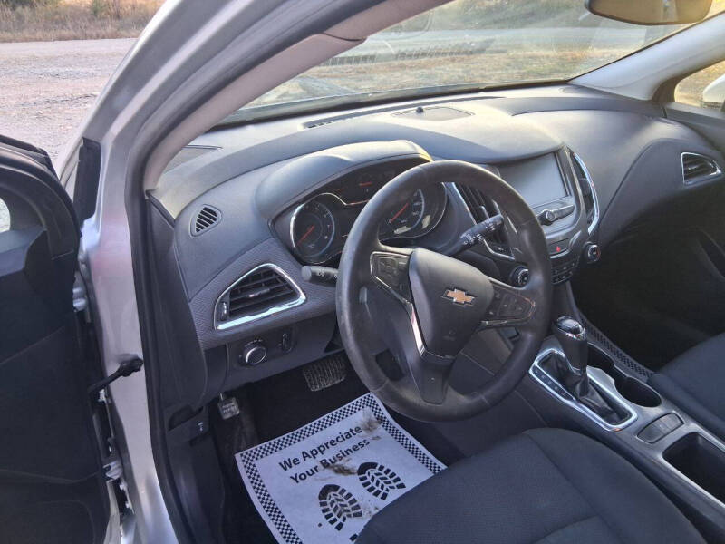 2018 Chevrolet Cruze LT Auto