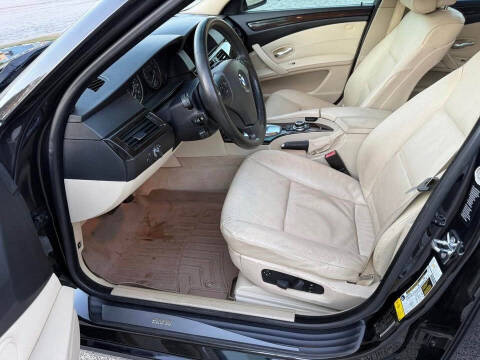 2009 BMW 5 Series 528i