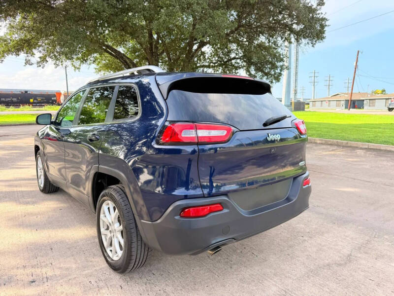 2016 Jeep Cherokee