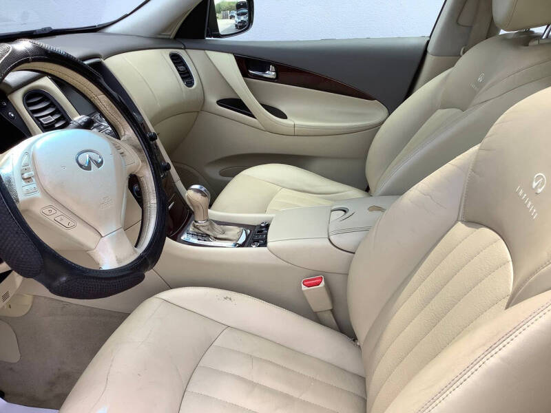 2011 Infiniti EX35 Journey