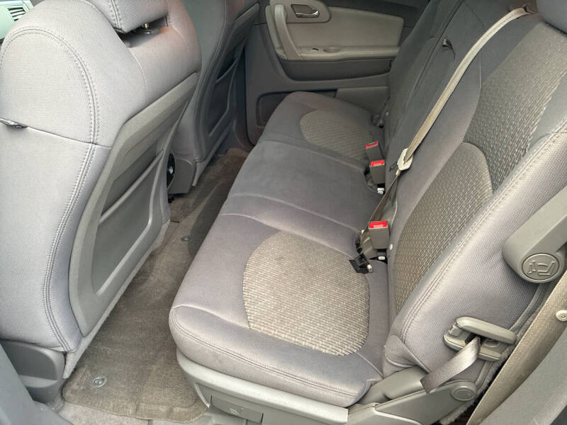 2011 Chevrolet Traverse LT