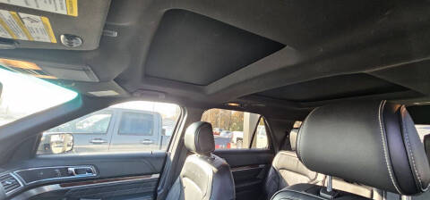 2017 Ford Explorer Platinum