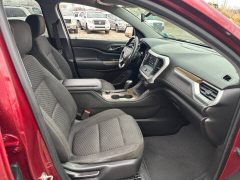 2017 GMC Acadia SLE-2