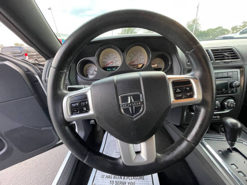 2012 Dodge Challenger SXT