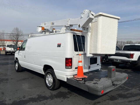 2014 Ford E-Series E-350 SD