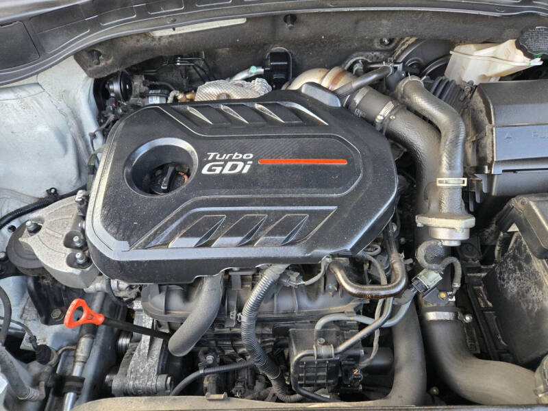 2017 Hyundai Santa Fe Sport 2.0T Ultimate