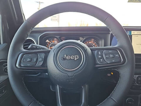 2026 Jeep Gladiator Sahara