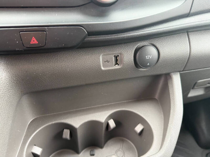 2024 Ford Transit 250