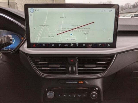 2025 Ford Escape Platinum