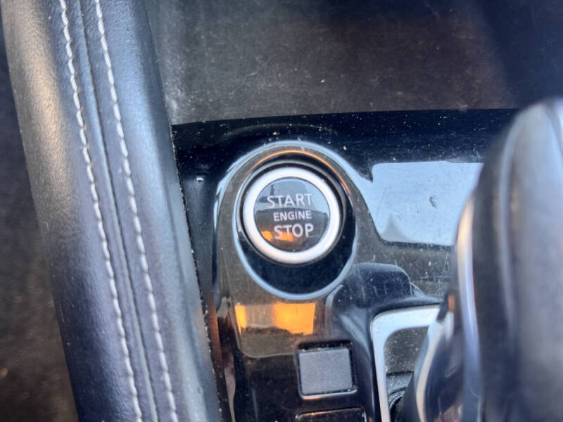 2018 Nissan Kicks SR