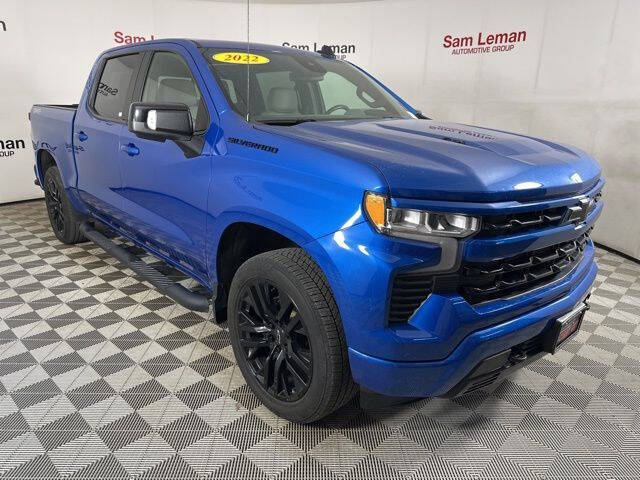 Used 2022 Chevrolet Silverado 1500 RST with VIN 1GCUDEEL9NZ524207 for sale in Bloomington, IL