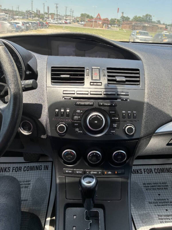 2013 Mazda MAZDA3 i Touring