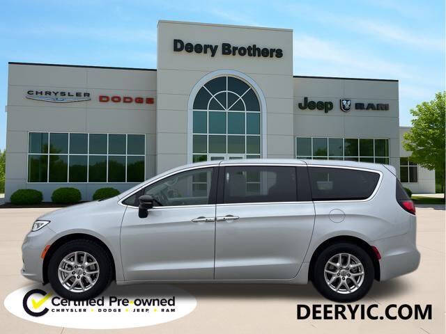 2024 Chrysler Pacifica Touring L