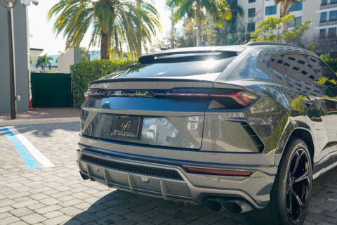 2019 Lamborghini Urus
