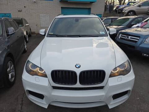 2011 BMW X5 M