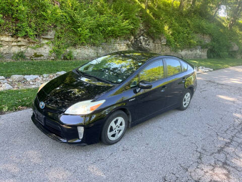 2013 Toyota Prius for sale at Bogie's Motors in Saint Louis MO