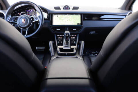 2019 Porsche Cayenne S