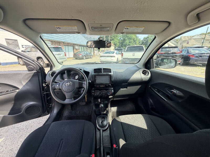 2009 Scion xD
