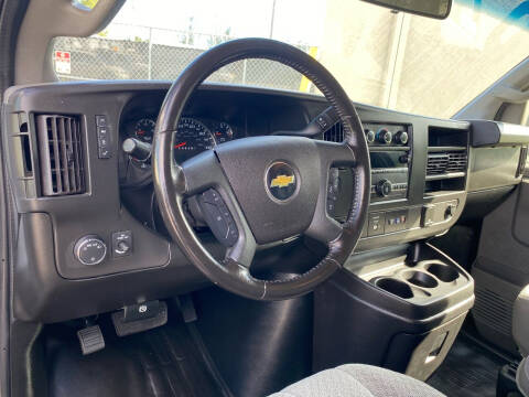 2020 Chevrolet Express 2500