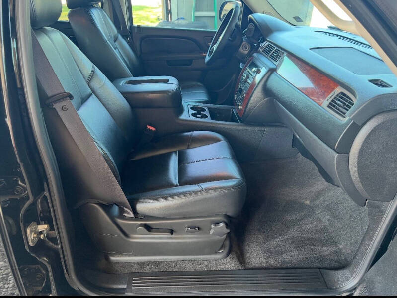 2011 Chevrolet Avalanche LT