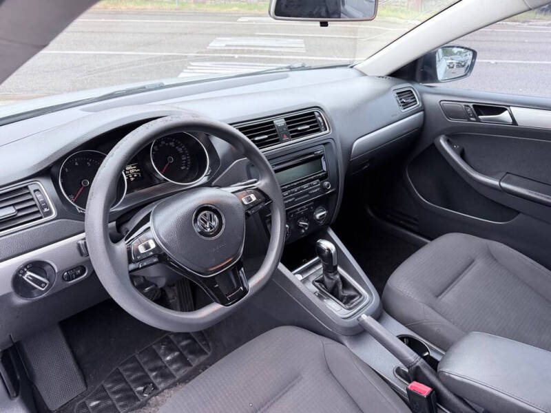2015 Volkswagen Jetta