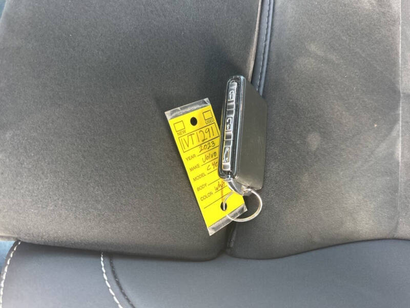 2023 Volvo C40 Recharge Twin Ultimate