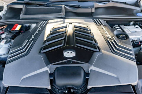 2023 Lamborghini Urus S