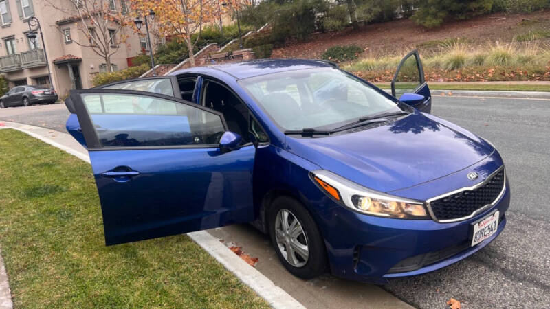 2018 Kia FORTE LX photo 8