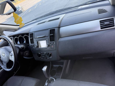 2012 Nissan Versa 1.8 S