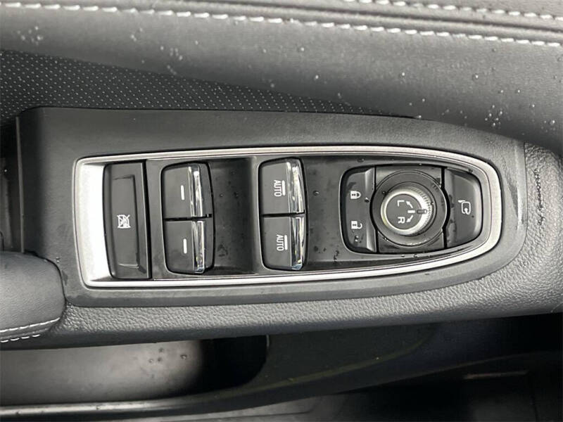 2025 Subaru Ascent Limited 8-Passenger