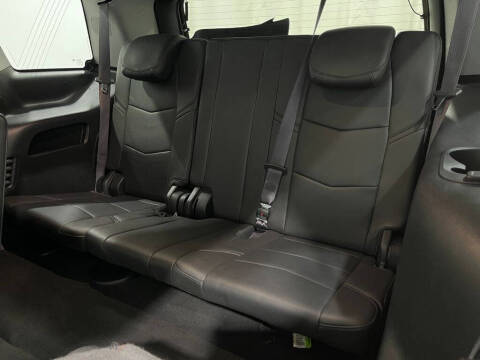 2016 Cadillac Escalade Luxury Collection