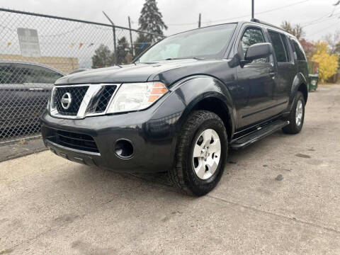 2011 Nissan Pathfinder LE