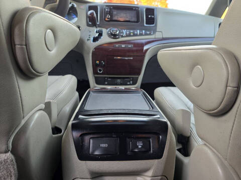 2013 Toyota Sienna XLE 8-Passenger