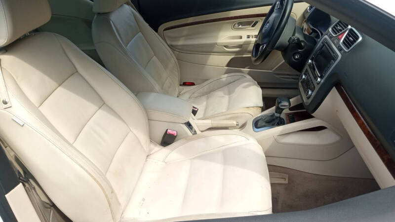2010 Volkswagen Eos Lux