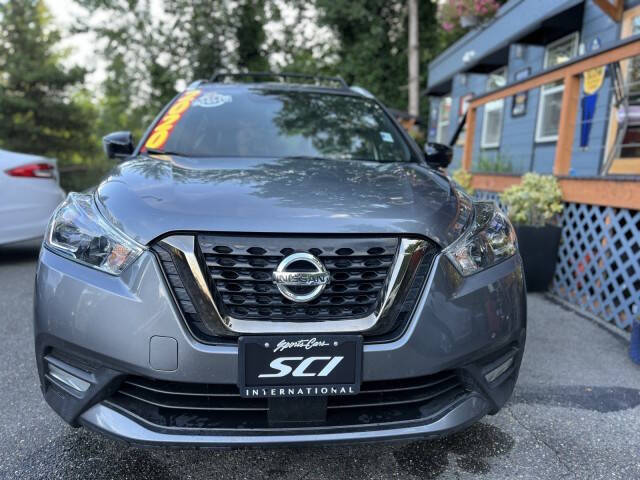 2020 Nissan Kicks SR