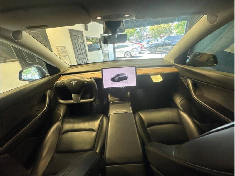 2022 Tesla Model Y Performance