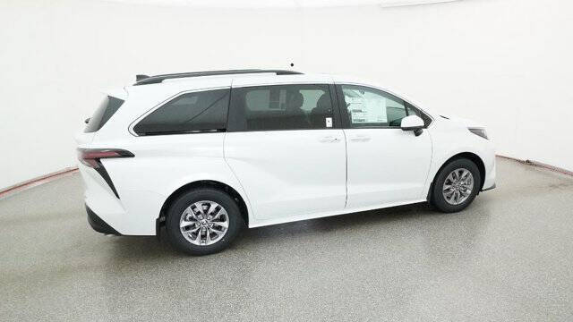2026 Toyota Sienna