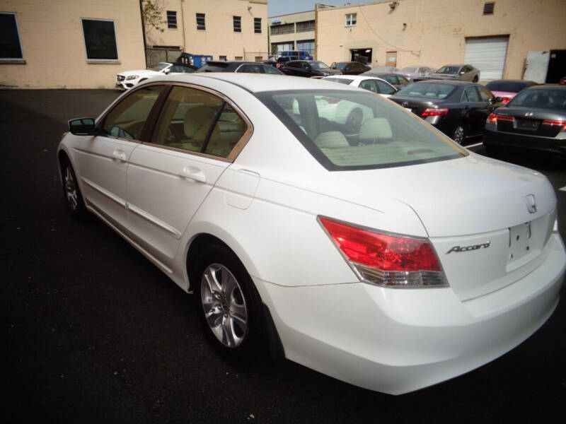 2009 Honda Accord LX-P photo 7