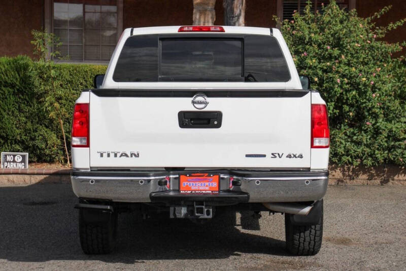 2013 Nissan Titan SV