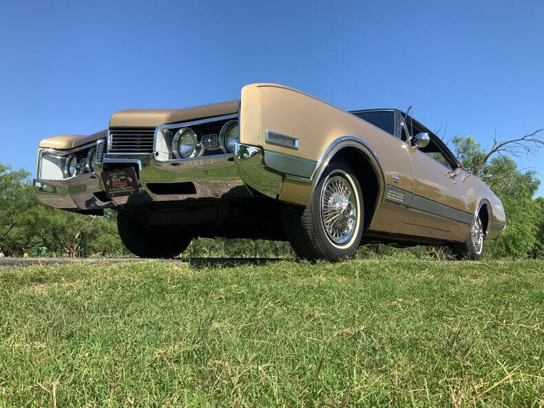 1967 Oldsmobile Delta Eighty-Eight