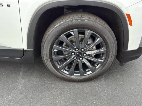 2023 Chevrolet Traverse RS